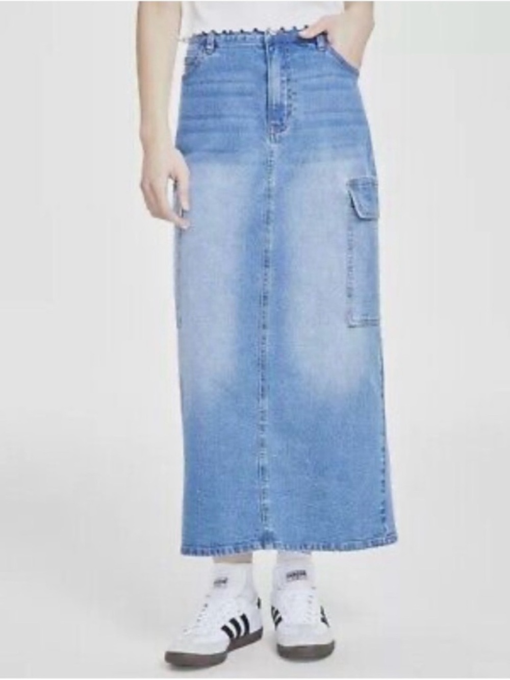 Almost Famous Medium Wash Denim Maxi Skirt with Side Cargo Pockets Size: XL